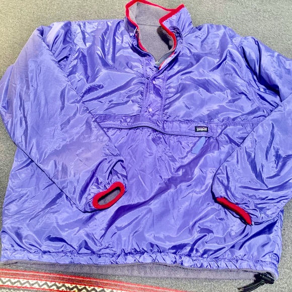 Patagonia Other - Patagonia Reversible Fleece/Unisex.. RARE 🔥